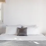 Excellent Mykonos Psarrou Lambda 5 Bedrooms Stunning Sea Views Psarrou فيلة
